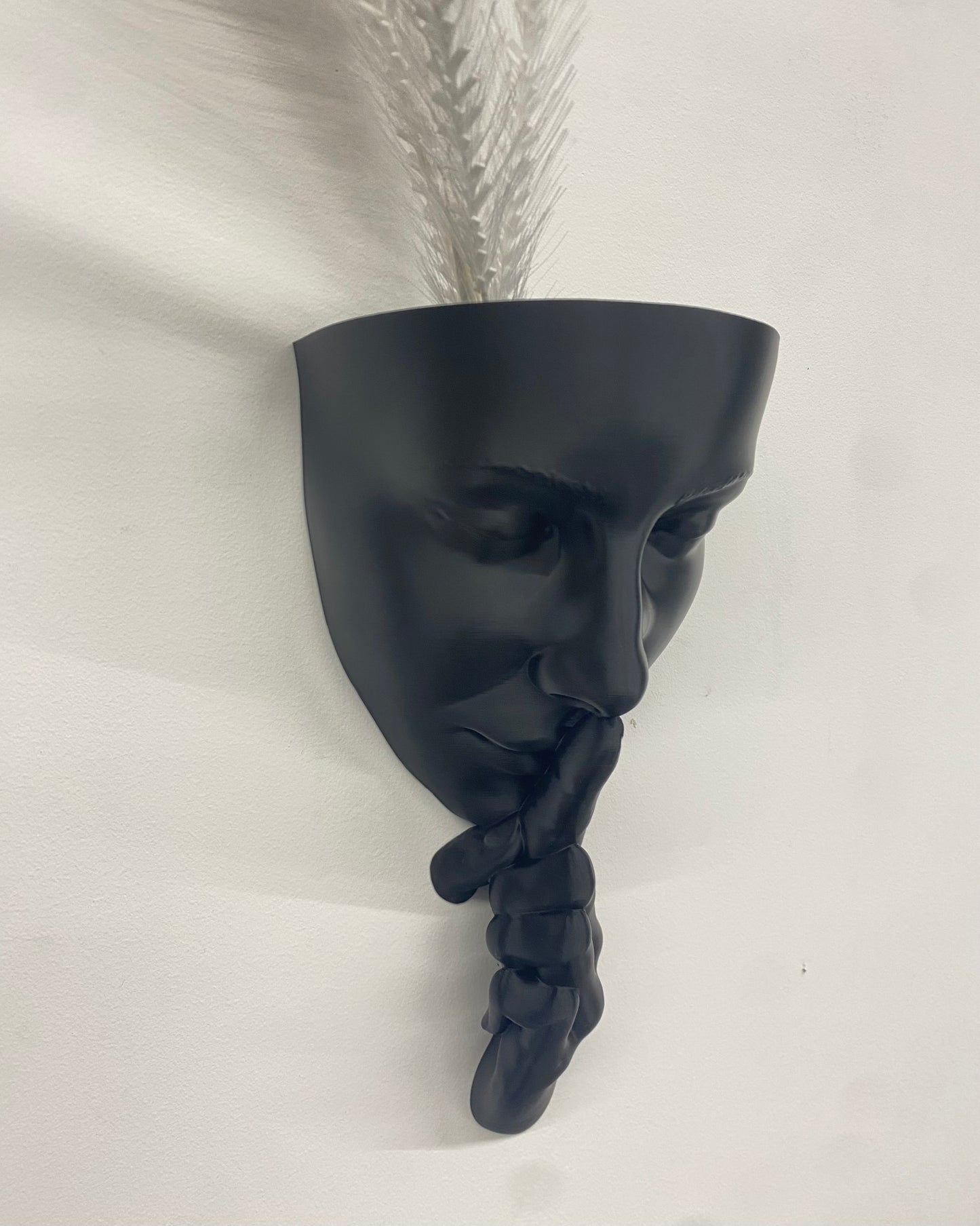 Scultura Fioriera 'Silenzio' – Design Nero Opaco (26 cm)